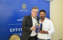 lanamento-do-livro-estatuto-da-segurana-privada_54352638279_o