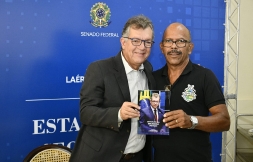 lanamento-do-livro-estatuto-da-segurana-privada_54352661073_o