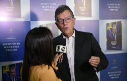 lanamento-do-livro-estatuto-da-segurana-privada_54352840295_o